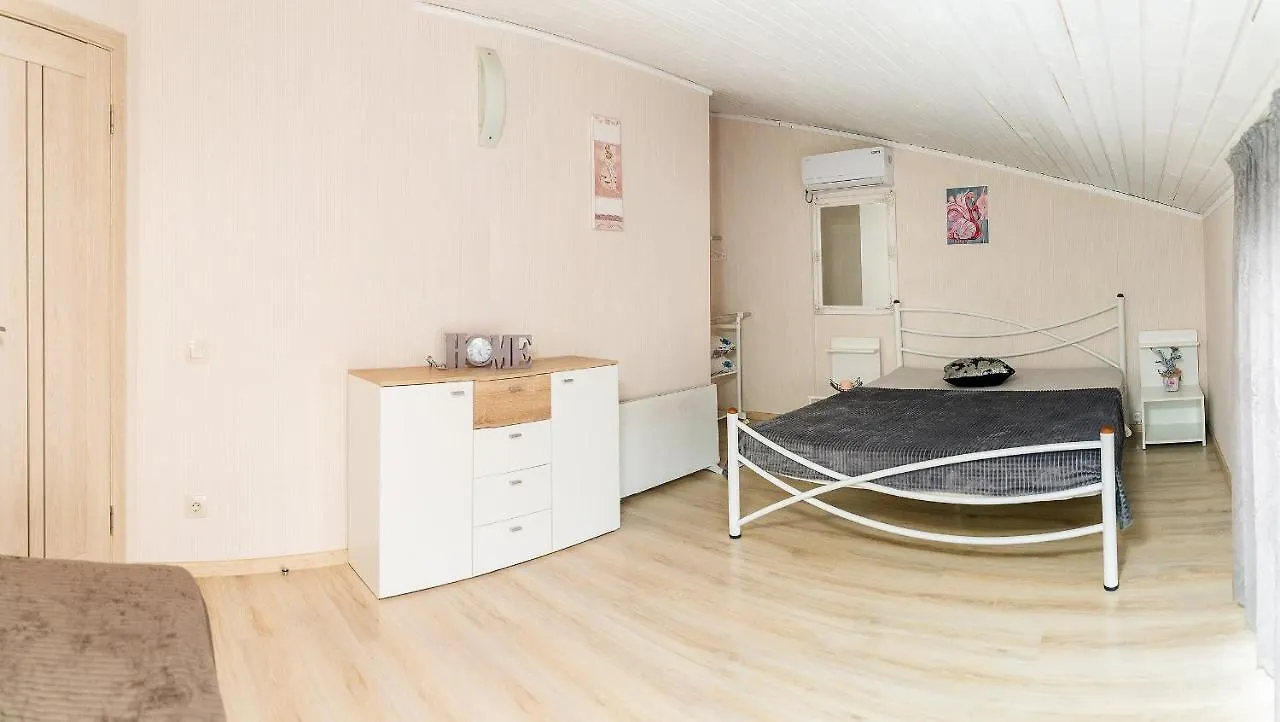 Апартаменти Дворівневі На Віллі С Садом Kiev Appartement